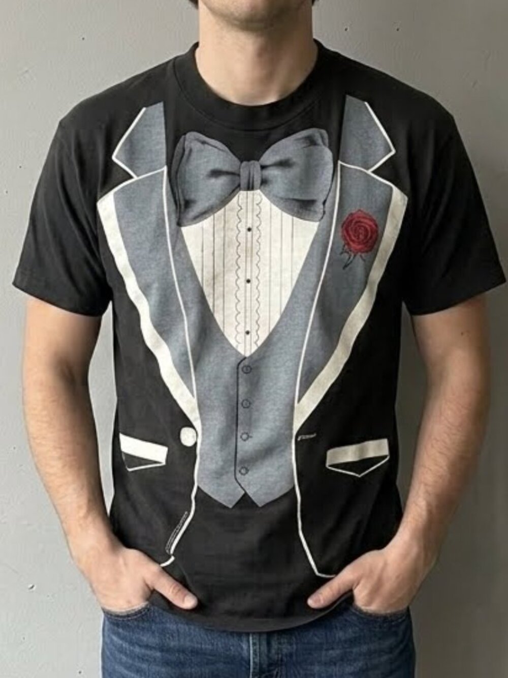 Vintage 1980 Fruit of the Loom Tuxedo Bowtie Graphic Tee Shirt Men's L
